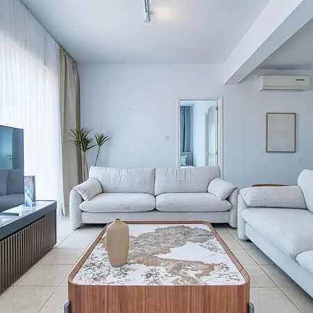 Mandria Gardens 2 Bed *